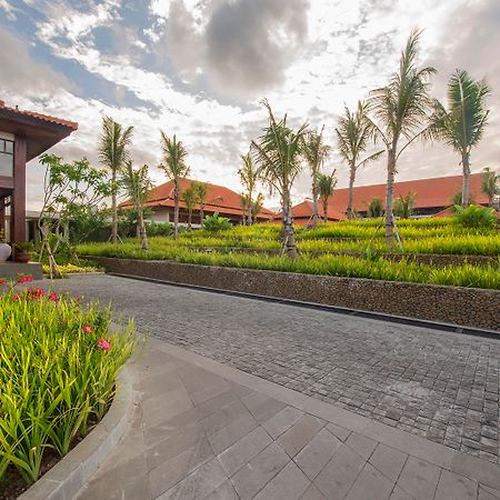 El Hotel Banyuwangi Бануванги Екстериор снимка