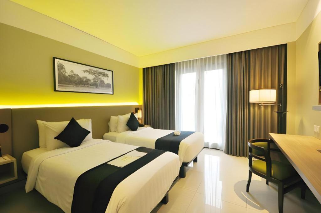 El Hotel Banyuwangi Бануванги Екстериор снимка