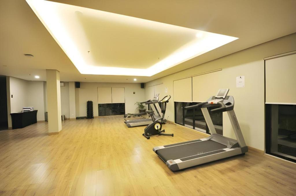 El Hotel Banyuwangi Бануванги Екстериор снимка