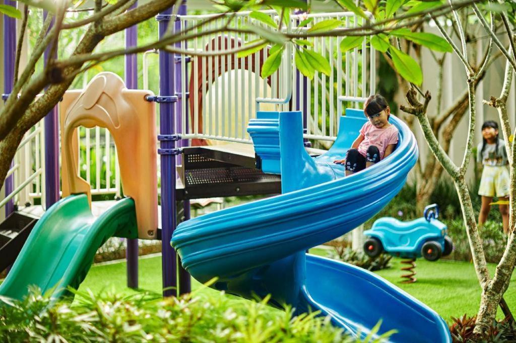 El Hotel Banyuwangi Бануванги Екстериор снимка