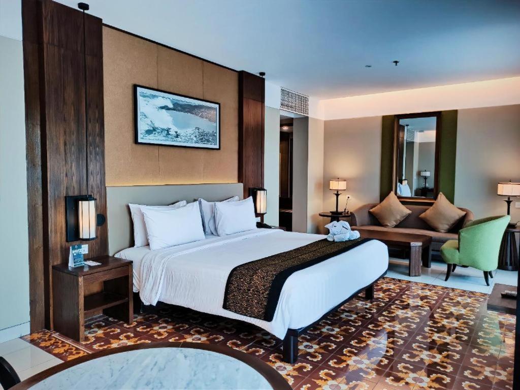 El Hotel Banyuwangi Бануванги Екстериор снимка